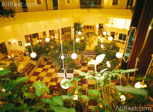 Hotel Sirius 9